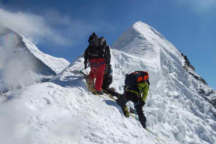 Sur l'arête